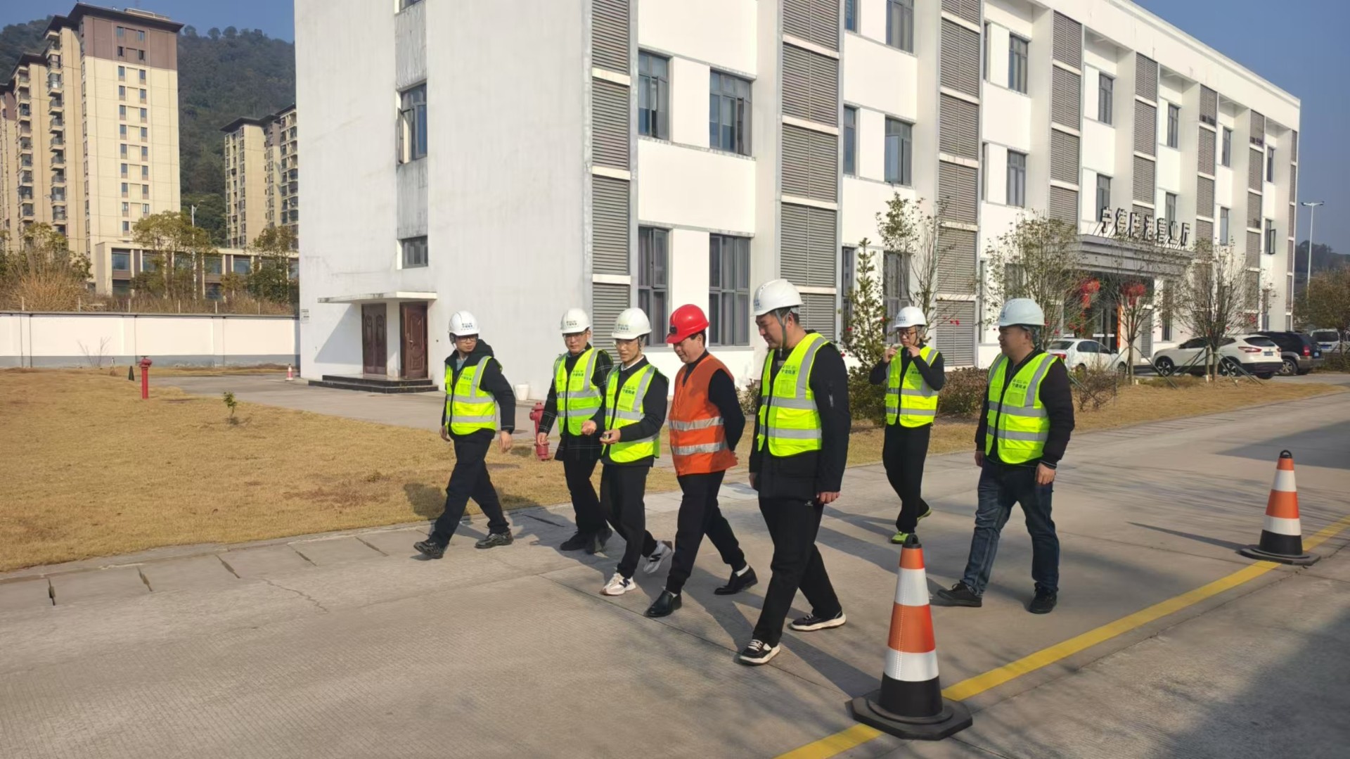 工业园公司陈建平拍摄.jpg